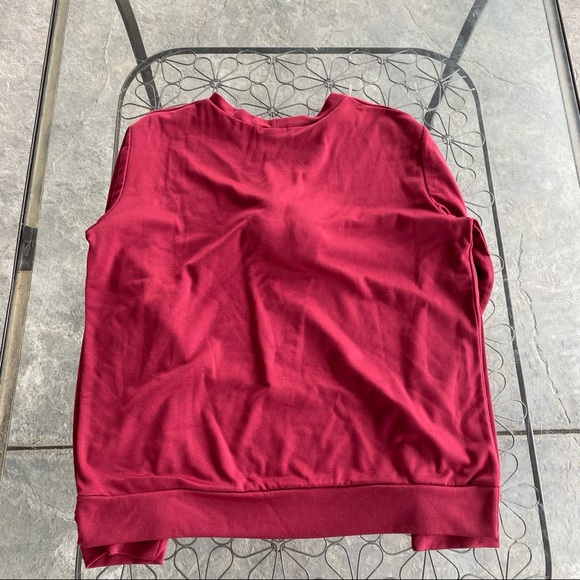 Sweater with a fun ice cream cone with different textures - Picture 2 of 5